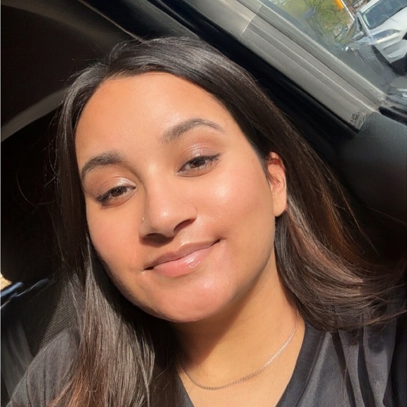 Meet your Posher, Vipsa - Picture 1 of 1